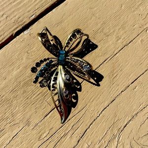 12k gold Carl Art Brooch